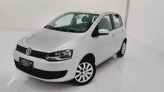 VOLKSWAGEN FOX 1.0 MI TREND 8V FLEX 4P MANUAL VOLKSWAGEN FOX 1.0 MI TREND 8V FLEX 4P MANUAL